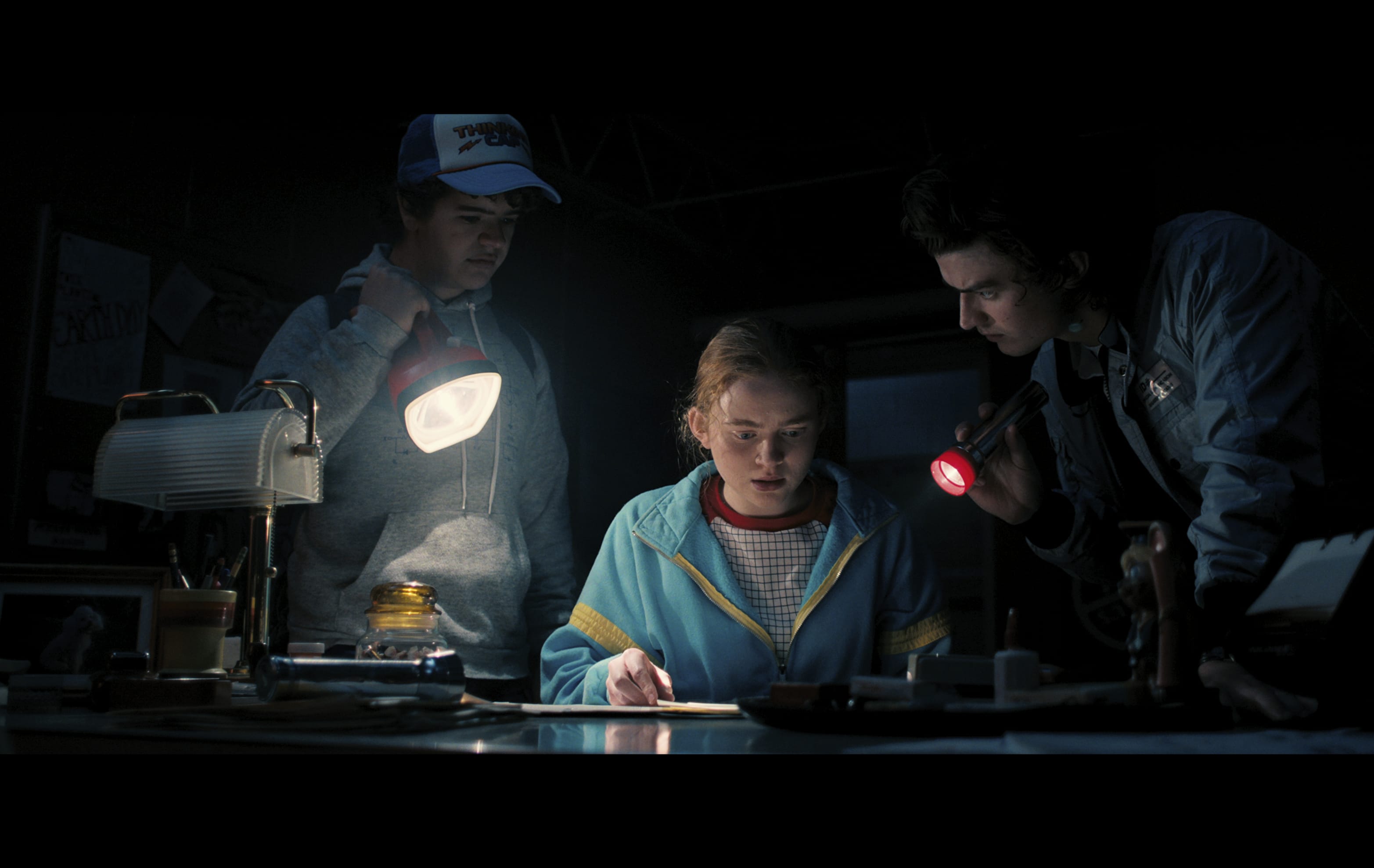 Stranger Things page 195-196