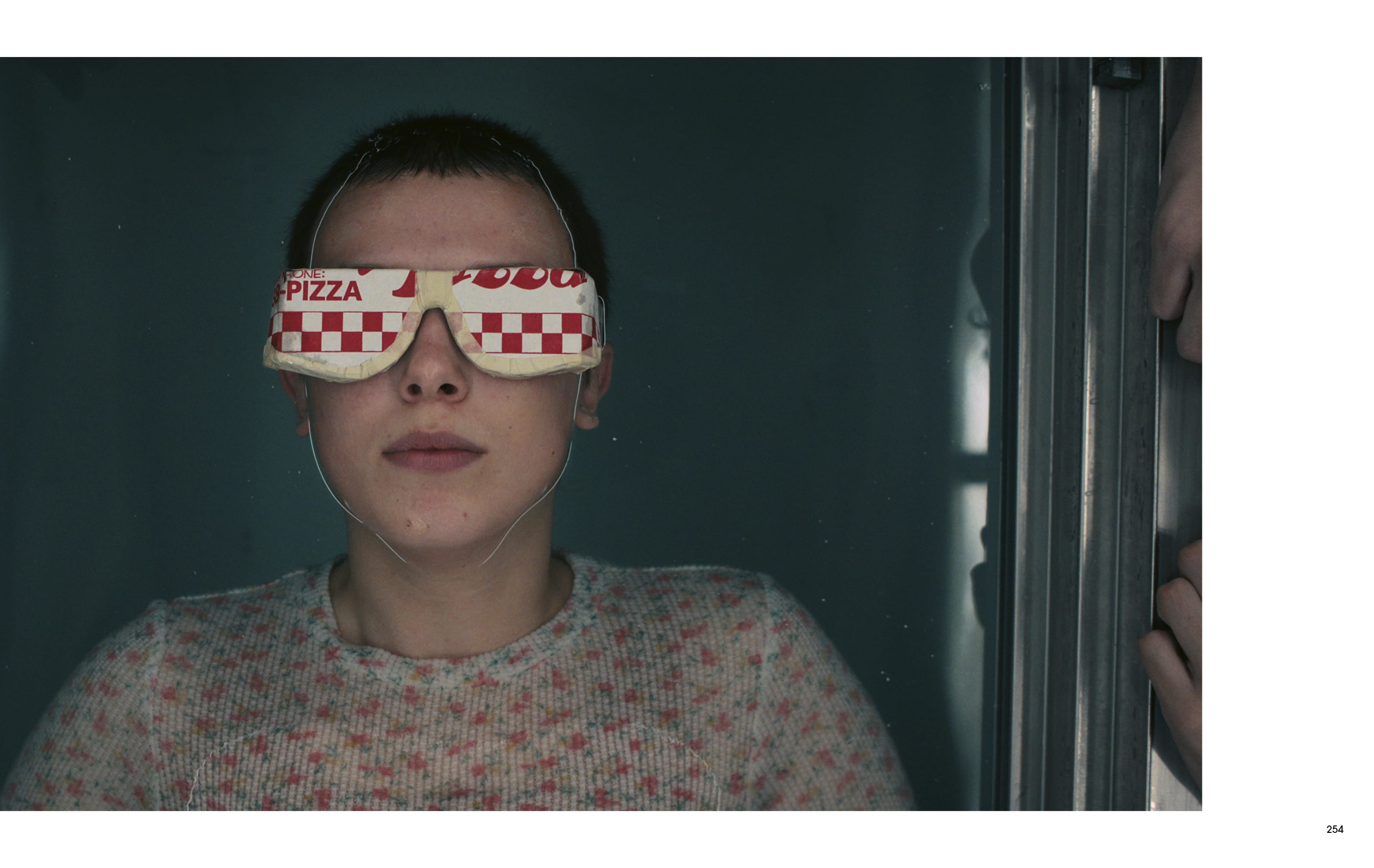 Stranger Things page 253-254